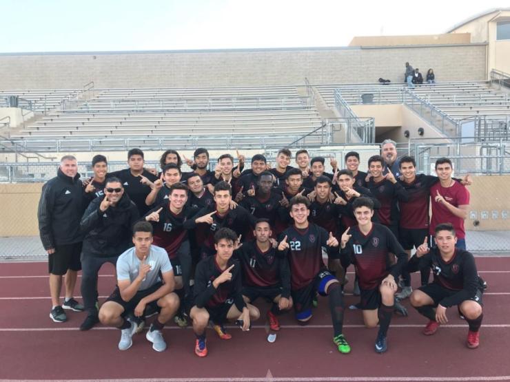 DHS BOYS SOCCER - League Champions (2018)